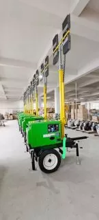 Turn de iluminat mobil cu generator diesel 10 kVA, catarg telescopic 7 metri, proiectoare LED si remorca tractabila